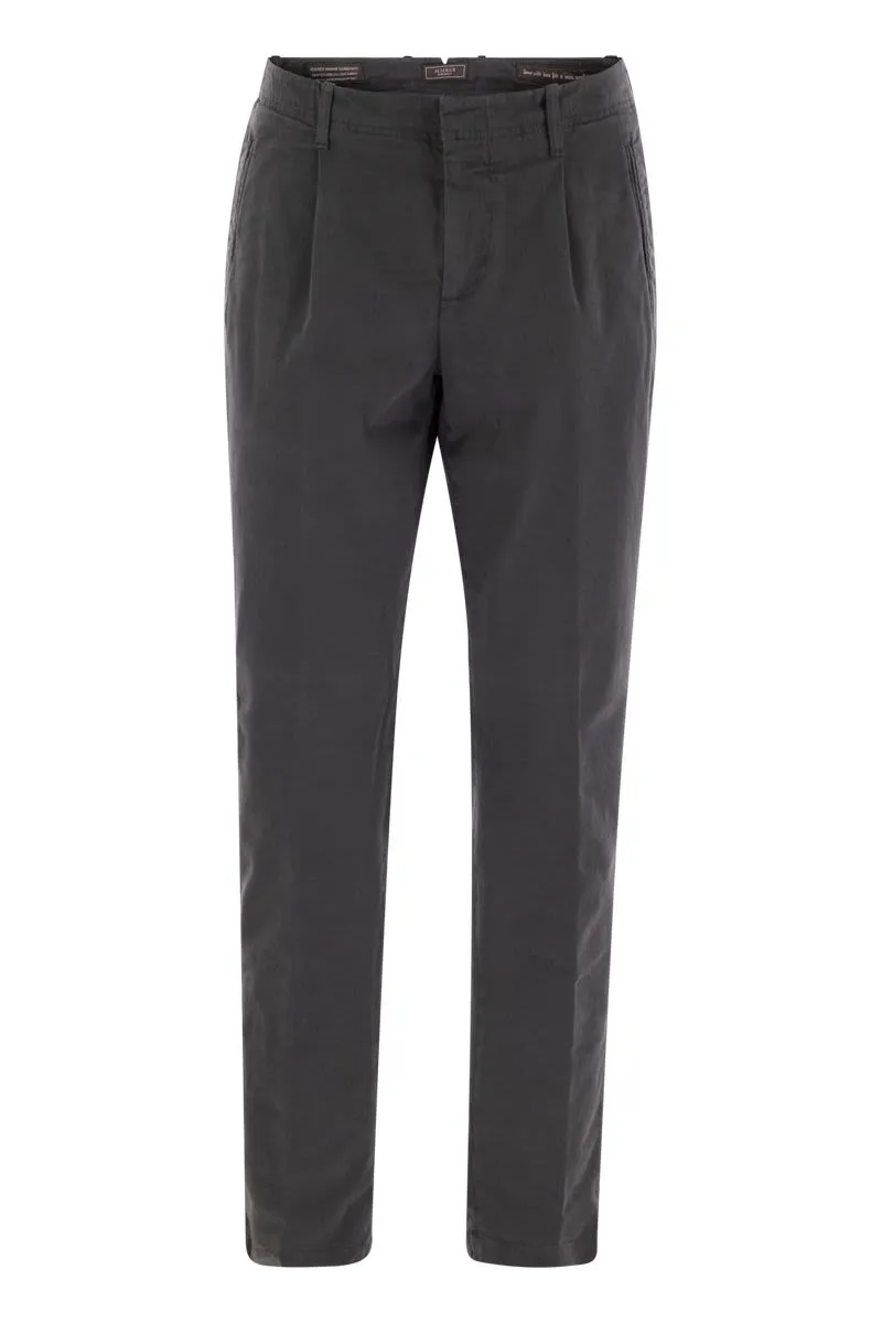 COTTON TROUSERS WITH DARTS